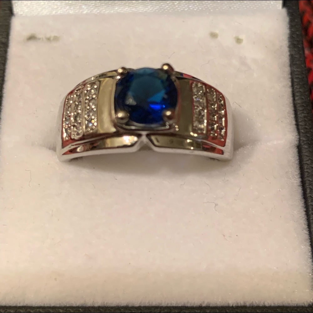 Men’s ring size 9 with CZ and blue stone 925